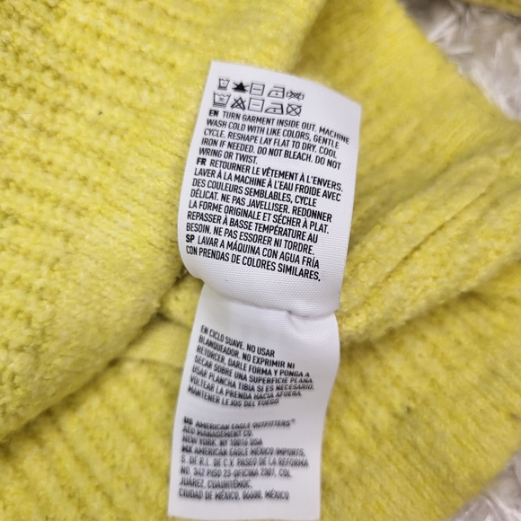 American Eagle Women's Crop Top Sweater, Yellow, Medium (See desc..) - Picture 7 of 10